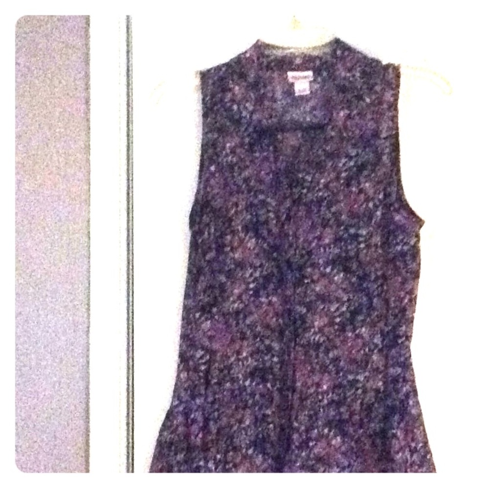 Beautiful Sheer Floral Hi/Lo ruffle bottom Top